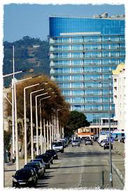 Em abril, os alunos do 4.º k da eb zeca afonso falaram de liberdade e da revolução dos cravos. Avenida 25 Abril Praceta Zeca Afonso NÂº3 Figueira Da Foz