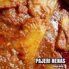 Bahan 1 biji nenas potong kecil 3 cawan santan pekat 1 biji kelapa 1 inci cara membuat panaskan minyak dalam periuk dan tumiskan bahan tumbuk, kulit kayu manis dan masukkan santan dan garam serta gula merah/pasir. Senangnya Masak Resepi Pajeri Nenas Menjilat Pinggan Facebook