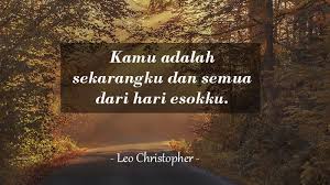 Tak terasa 1 tahun sudah kita lewati bersama, semoga hubungan ini selalu ada dan hidup dari tahun ke tahun. 25 Kata Kata Ucapan Anniversary Untuk Pacar Terkasih Kepogaul