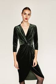 13 Zara Items Every Fashion Girl Owns Green Midi Dress Fashion Velvet Fashion
