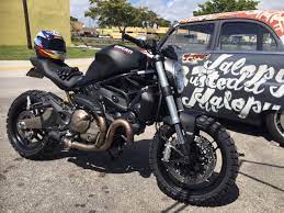 El equipamiento de serie de la ducati monster 821 prevé: Scramster Bildergalerie Monstercafe Das Ducati Monster Forum