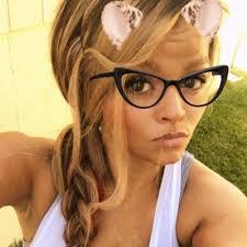 Crystal Dotson's Instagram, Twitter & Facebook