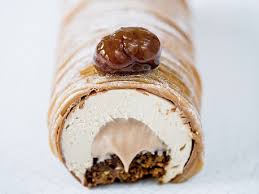 Buche Marron Cedric Grolet Yohann Caron Le Meurice Noel 2018 Marron Praline Gel Citronne Patissiere Buche Patissiere Buche Aux Marrons
