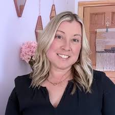 Very excited to be welcoming Aidan Biggins to the Venture team at Syelo  Ventures! When I first met Aidan, I had an immediate thought run through my  mind, "Aidan goes deep" and