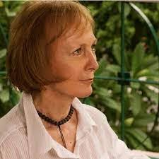 Janette Wise's Instagram, Twitter & Facebook