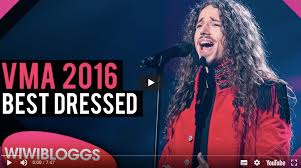 Michał szpak is a polish singer. Music Award 2016 For The Best Look Michal Szpak Of Course 17 09 2016 Oficjalny Fan Club Michala Szpaka