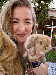 My little baby bun, Professor X😍 his other eye is brown