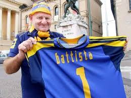 Chievo scuola calcio 4 special. Mentalitamagazine On Twitter A Legendary Hellas Verona Supporter Passed Away He Lived 72 Years Rest In Peace Battista Hellas Verona Calcio Brigate Gialloblu Ultras Rip Https T Co Dnoowddzak Twitter