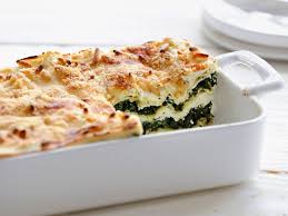 Decouvrez Notre Recette Facile Et Rapide De Lasagnes Aux Epinards En Boite Sur Cuisine Actuelle Retrouvez Les Etapes De Pr Recette Lasagnes Epinards Lasagnes