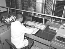 Wie sah der erste computer aus? Hardware Timeline Vintage Computing Lab