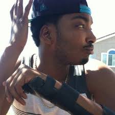 Darius Page (@iHoop44)