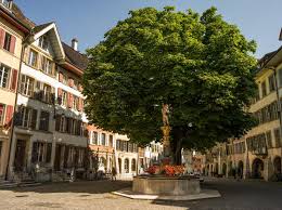 Check out our 2021 luxury hotels list! Frauenstadtrundgang Der Andere Blick Biel Bienne Tourismus Biel Seeland Schweiz Fuhrung