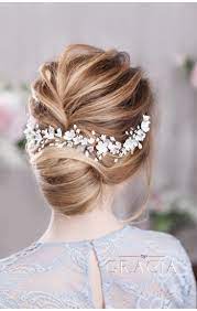 What you will needoasis 24 gauge floral wire: Wedding Hairpieces The Main Details In The Bride S Hairdos