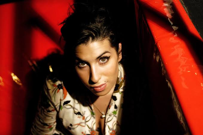Amy Winehouse: sale a la luz un nuevo vídeo de 'In My Bed' con imágenes  inéditas | Música | LOS40