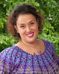 Rona Roberts's Instagram, Twitter & Facebook