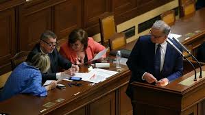 Babiš will propose lower tax for employees. Info Cz Problemy V Raji Co Delaji Babis Se Schillerovou Spatne A Co By Se Kalouskovi Nestalo