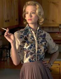 Messy and textured or naturally shiny and pulled back, this trendy long men's hairstyle with a short beard is the way to go. Mad Men Fashion Inspiration At Womansday Com Style Tips