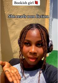 🍁Leonora Reads📚📚 (@bookish__leon)