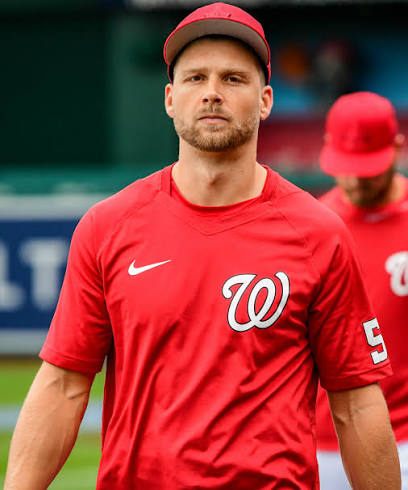 Austin Voth - Wikipedia