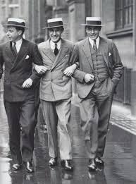 The comfort flatland for men is far beside in to gown like a man excepting the 1920's you election need the next: Roaring 20s How To Bring 1920s Mens Fashion Back