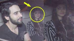 Jackky bhagnani (born 25 december 1984) is an indian bollywood actor, film producer and entrepreneur. Jackky Bhagnani Spotted After Dinner Date With Girlfriend Youtube