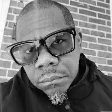 How to send music to interested radio stations?