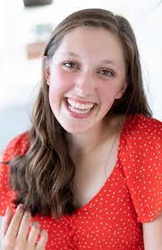 Anna Ehlers's Instagram, Twitter & Facebook