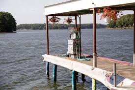 Locate realtors selling lakefront houses and waterfront real estate. Lake Freeman Low Water Level Leaves Boaters Docked For Labor Day Pinches Monticello S Economy