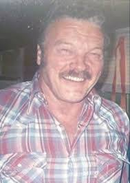 David Enderle's Instagram, Twitter & Facebook