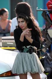 Maybe you would like to learn more about one of these? Amy Winehouse Ex Mann Blake Fielder Civil Liegt Im Kunstlichen Koma