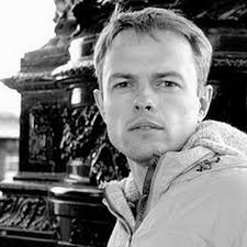 Історик олександр зінченко про те, що подарували українцям два майдани U Harkovi Vidbulasya Prezentaciya Knigi Molodogo Ukrayinskogo Istorika Oleksandra Zinchenka Spravzhnya Varta