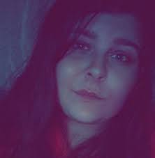 What could cause a guinea fowl to break its neck?