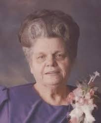 Michelle Cadle's Instagram, Twitter & Facebook