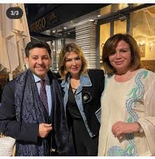 أعلن الفنان المصري هاني_شاكر، حصوله وزوجته السيدة نهلة، على الإقامة الذهبية من دولة الإمارات العربية. Ù†Ø¬ÙˆÙ… Ø§Ù„ÙÙ† ÙˆØ§Ù„Ø¥Ø¹Ù„Ø§Ù… Ø¹Ù„ÙŠ Ù…Ø§Ø¦Ø¯Ø© Ø³Ø­ÙˆØ± Ù‡Ø§Ù†ÙŠ Ø´Ø§ÙƒØ± ØµÙˆØ± Ø¨ÙˆØ§Ø¨Ø© Ø§Ù„Ø£Ù‡Ø±Ø§Ù…