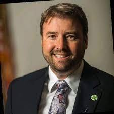 Clayton Stanger's Instagram, Twitter & Facebook