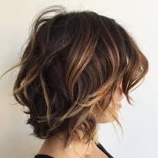 There's something sultry about a deep brunette shade, and a bob with sweeping layers is the perfect, equally alluring cut. 50 Sublime Chocolate Brown Hair Shades Hair Motive