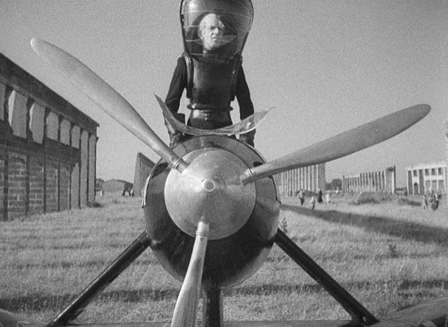 Blu-ray Review: Things to Come (1936) – Cagey Films