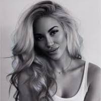 Amanda Doub's Instagram, Twitter & Facebook