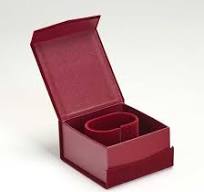 [Hot Item] Luxury Stylish Red Velvet Bangle Jewelry Gift Box with Magnetic  Closure