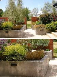 Parterre Sureleve Et Bac A Fleurs En Beton 10 Idees Modernes Et Creatives Jardin Moderne Jardin Contemporain Jardiniere Beton