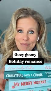 The book that made me fall in love with Christmas romance 🚗🎄🎅🏼 A  Cross-Country Christmas is a sweet little holiday romance that takes place 