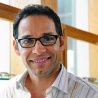 Vicki Ogilvie's Instagram, Twitter & Facebook