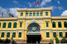 It gradually becomes an indispensable tourist attraction in located in the city center, saigon central post office is an indispensable sight for foreign tourists to the city. Saigon Central Post Office Saigon Local Tour