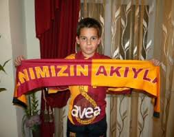 Şu an rangers fc forması giymekte olan ianis, ayrıca türkiye ve romanya vatandaşıdır. Ianis Hagi OfertÄƒ De 1 Milion Decizia Regelui