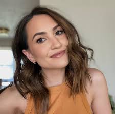 Samantha Krueger Beauty