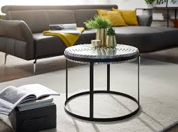 Venjakob couchtisch rund silber grau metall keramik 83x42x83 cm 555 00 799 00 xxxlutz de. Wohnling Couchtisch Metall 58x45x58 Cm Silber Schwarz Industrial Style Rund Design Wohnzimmertisch Mit Nieten
