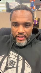 VERY IMPRESSIVE 34-24 win for my @memphisfootball Tigers over @greenwavefb!  Tigers end regular season 10-2!