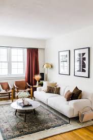 5 basic decorating rules everyone if you're planning to use the upcoming holidays to start some projects at home, such as a cosmetic. Pin On Living Rooms