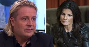 Runar sögaard live kvällens väckelsemöte med jimmie åkessons live i stockholm och här på facebook. Runar Sogaard Erkanner Skot Carolas Katt Angrade Mig Otroligt Mycket