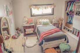 Jeanine boiko, a home blogger at okio b designs and a real estate agent with exit realty gateway in. 9 Great Mobile Home Bedroom Styles Mobile Home Living